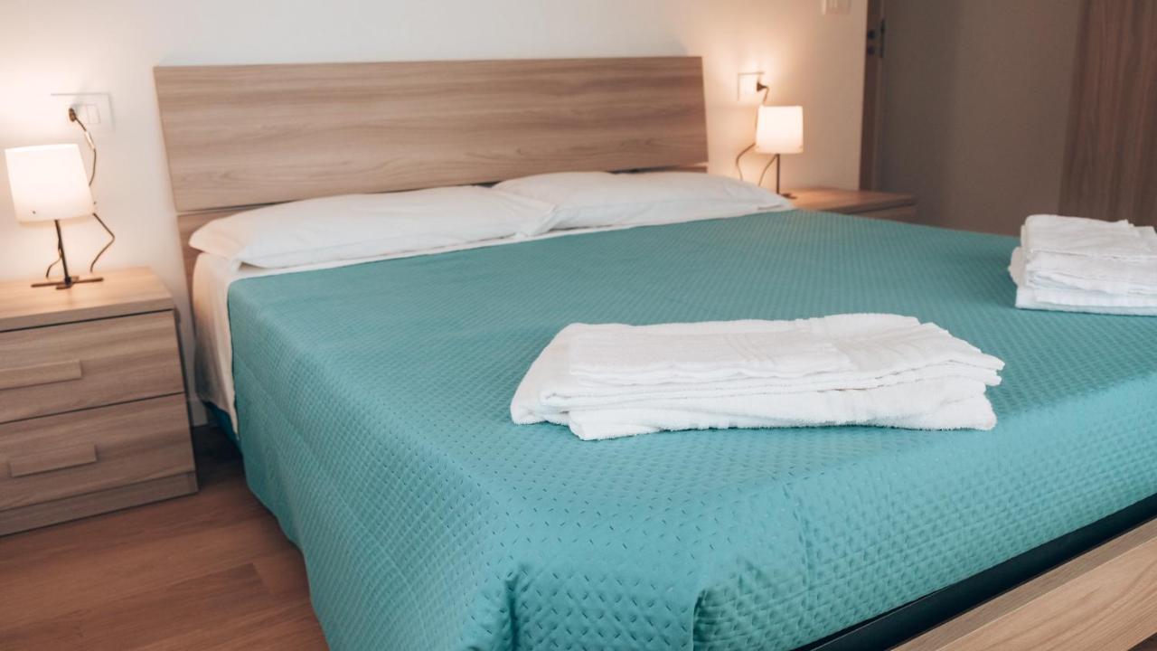 Guesthouse Aschenez Реджо-ди-Калабрия Экстерьер фото