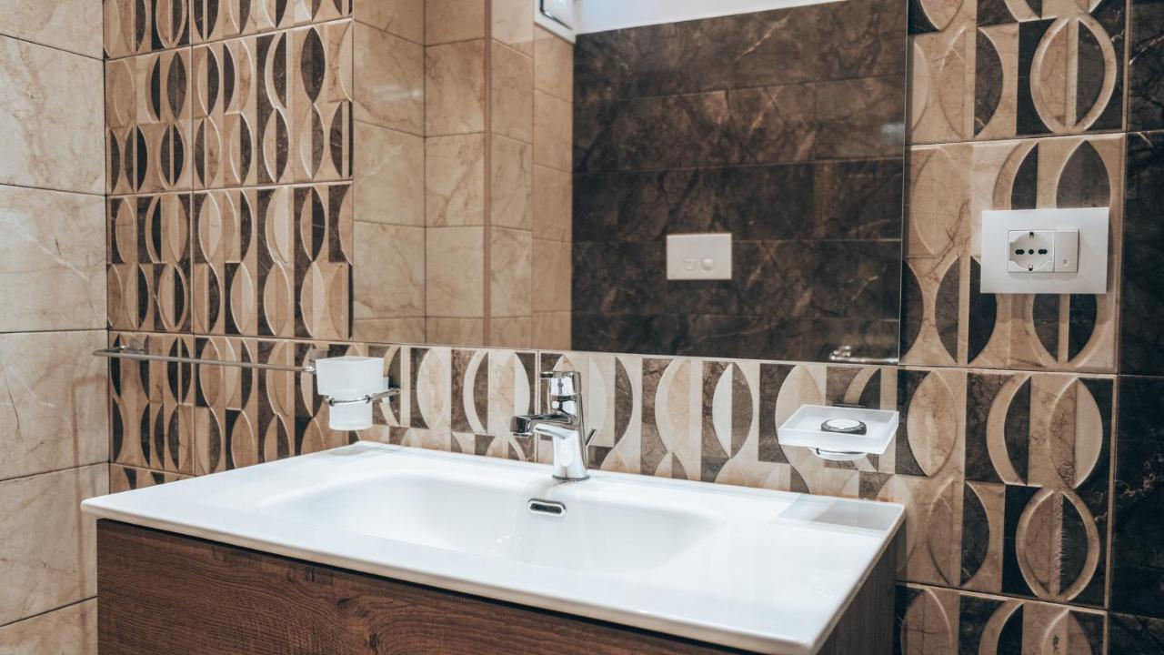 Guesthouse Aschenez Реджо-ди-Калабрия Экстерьер фото
